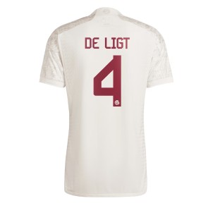 Bayern Munich Matthijs de Ligt #4 Kolmaspaita 2023-24 Lyhyet Hihat