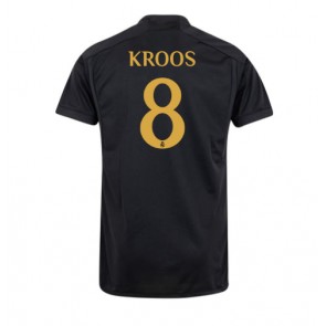 Real Madrid Toni Kroos #8 Kolmaspaita 2023-24 Lyhyet Hihat